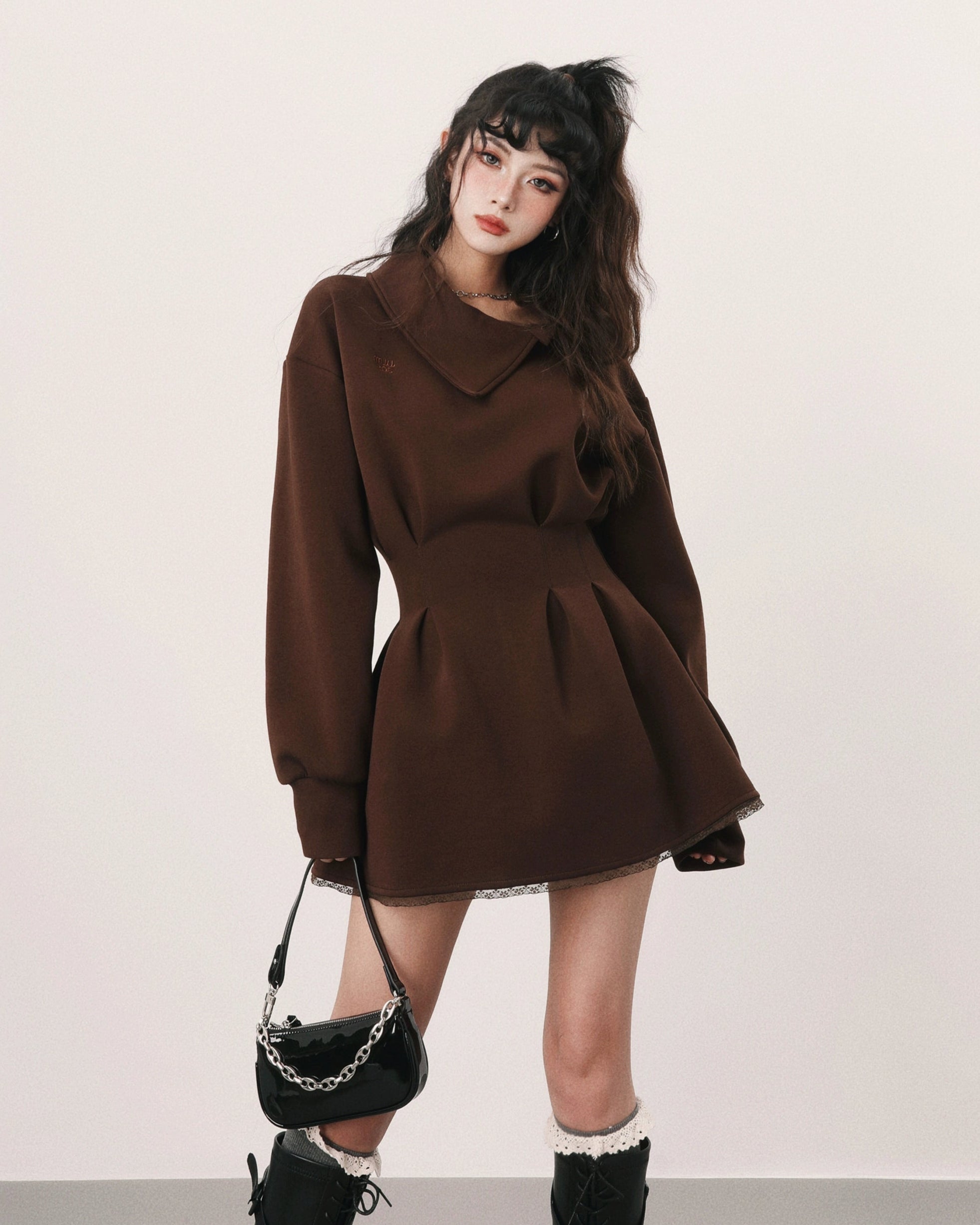 stylish cut one-piece DL1297