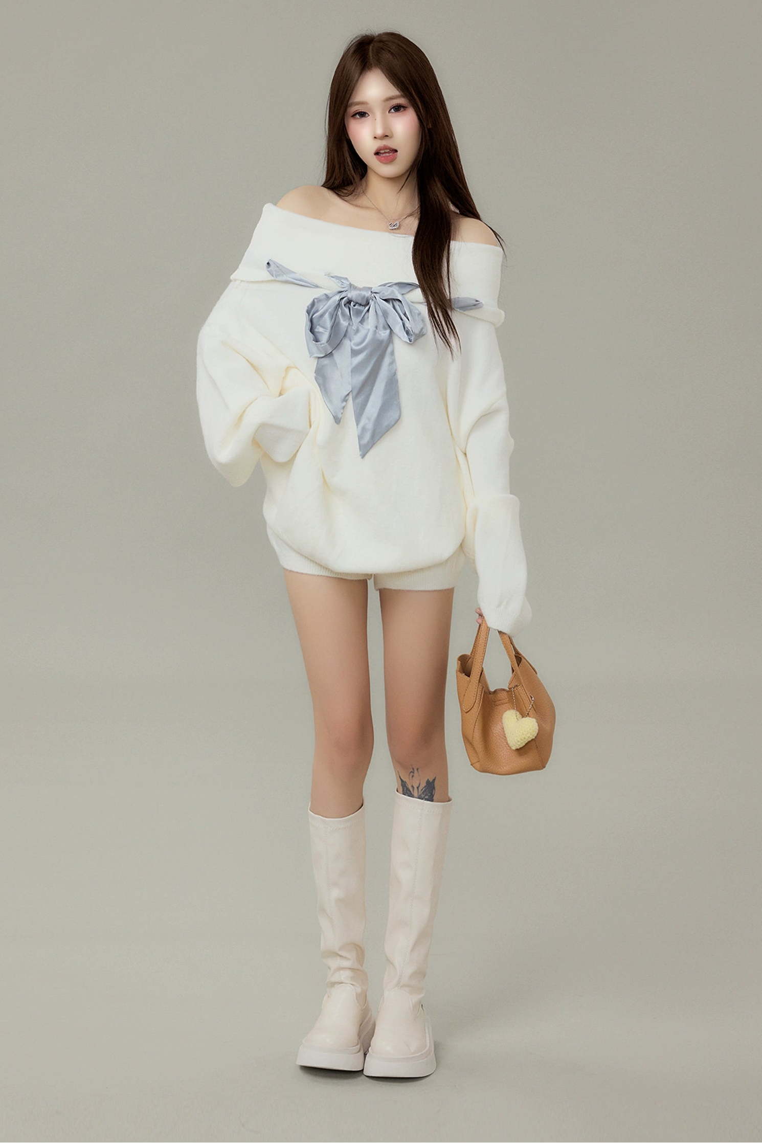 satin ribbon off-shoulder knit set DL1489