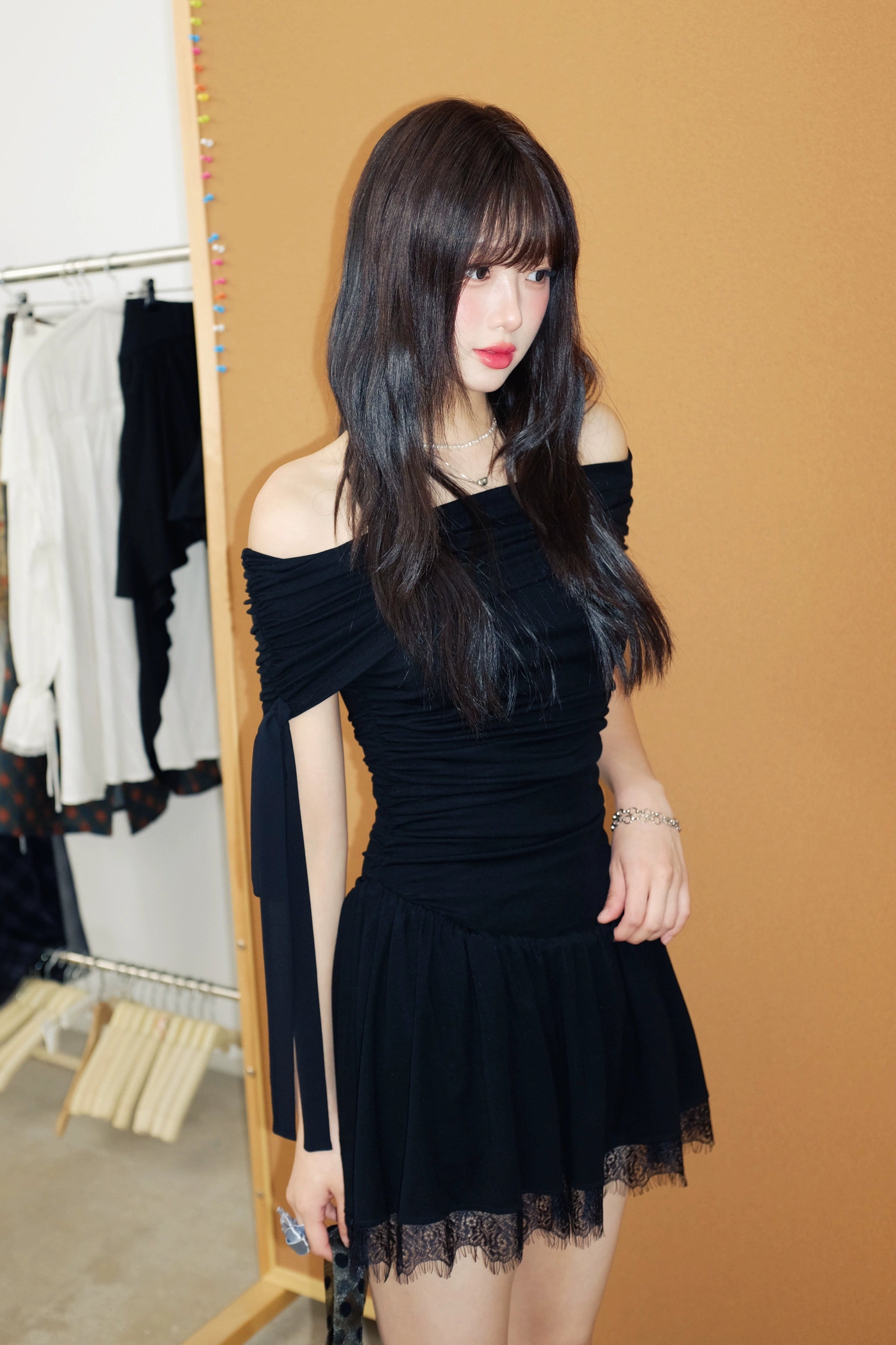 off shoulder ribbon one-piece DL1432
