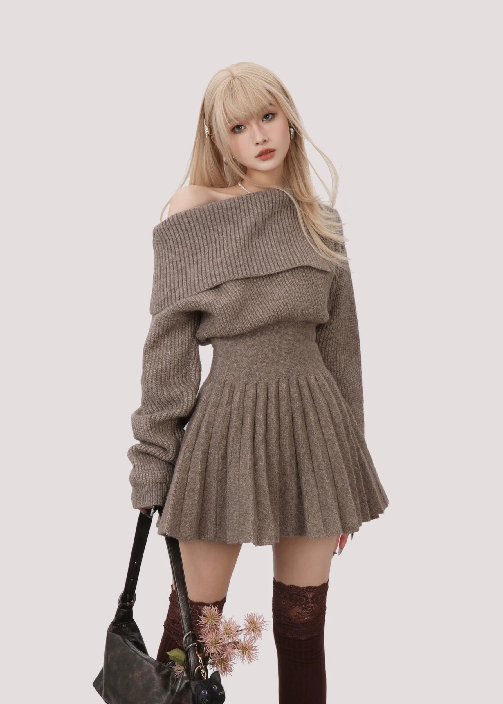 off shoulder pleats one-piece DL1071
