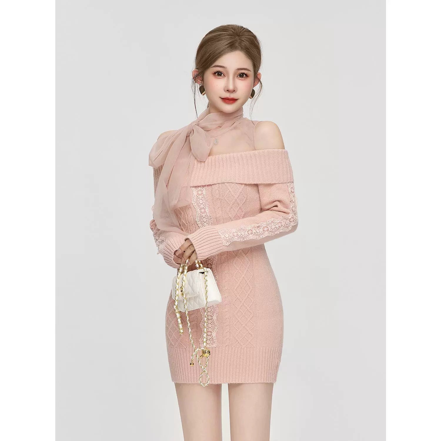 frill race pink one-piece DL1221