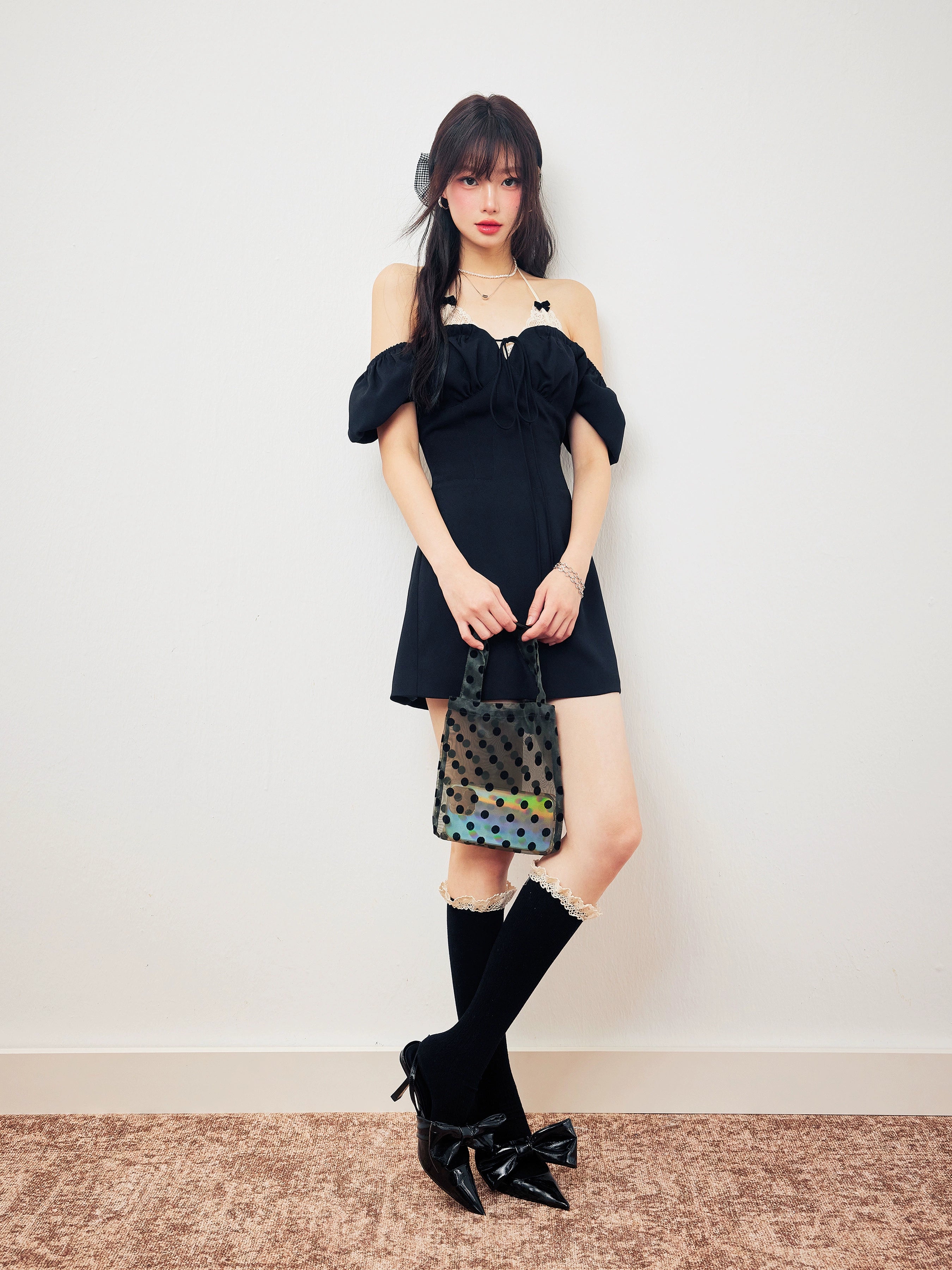 black puff sleeve one-piece DL1410