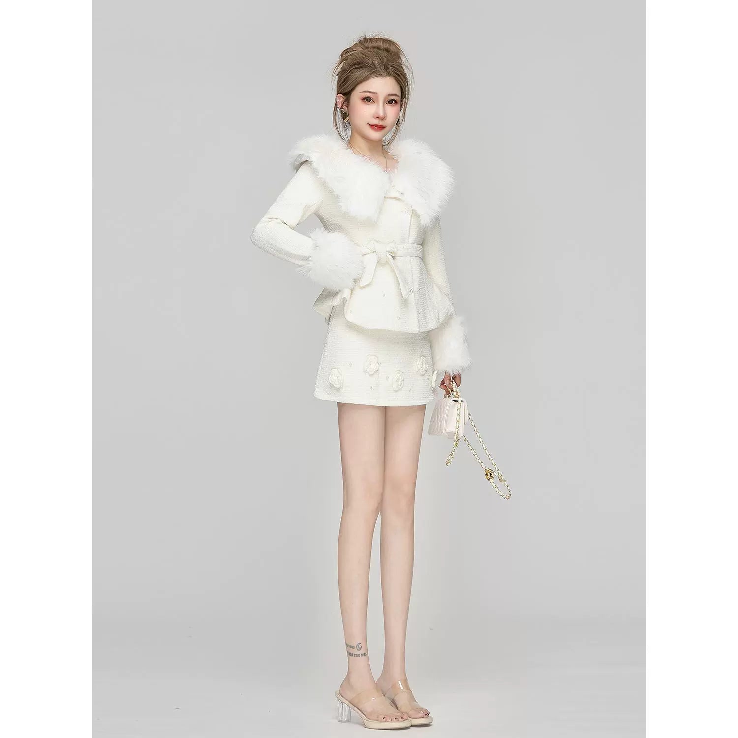 white luxury far set up DL1222