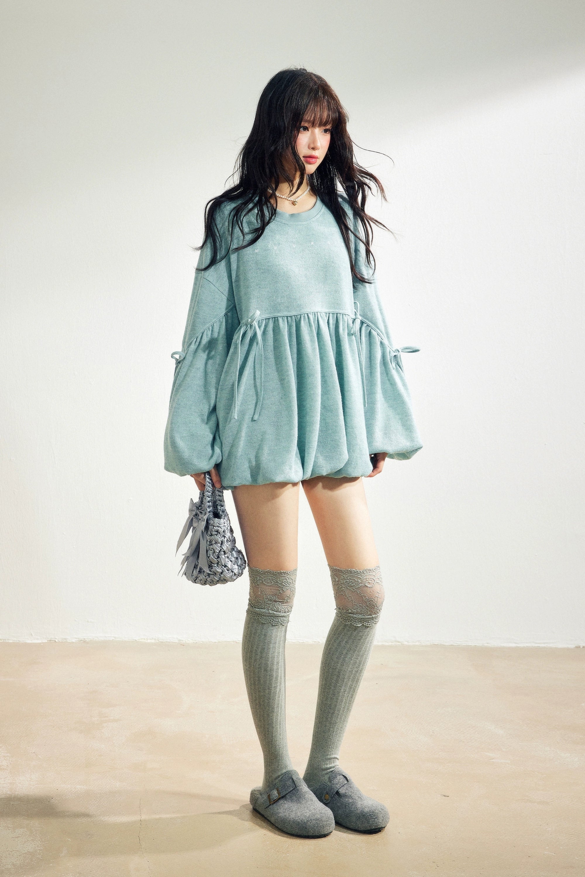 balloon hem sweat one-piece DL1447