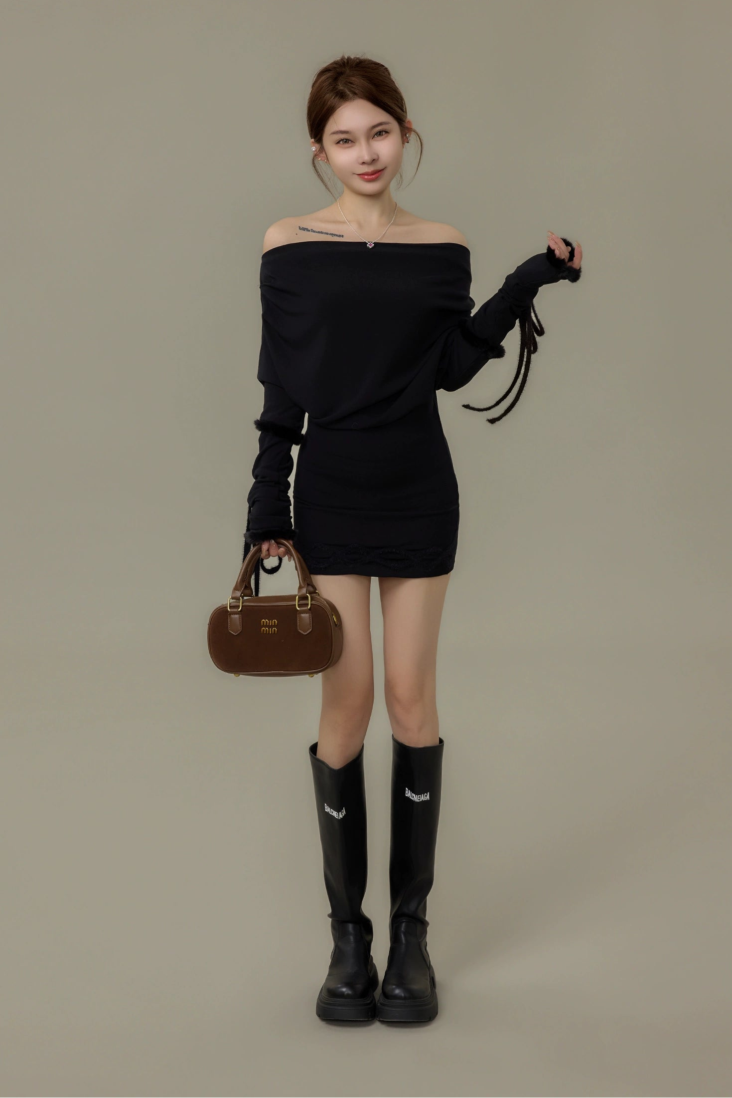 lace-up off-shoulder fur trim one-piece DL1500