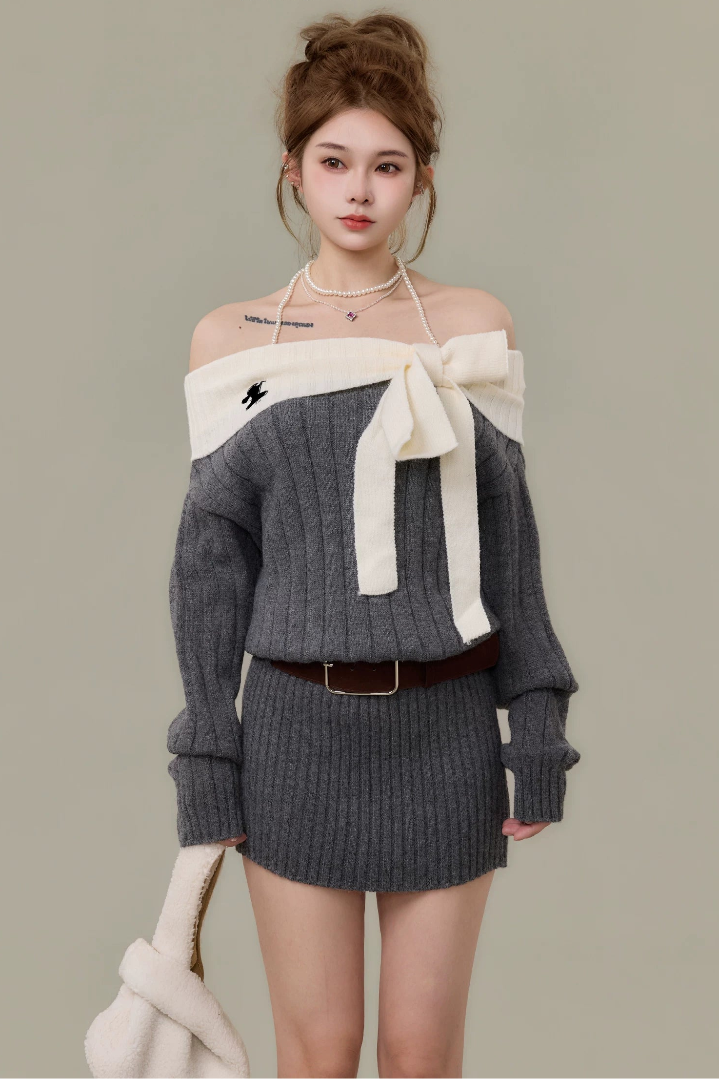 ribbon tie off-shoulder rib knit mini one-piece DL1501