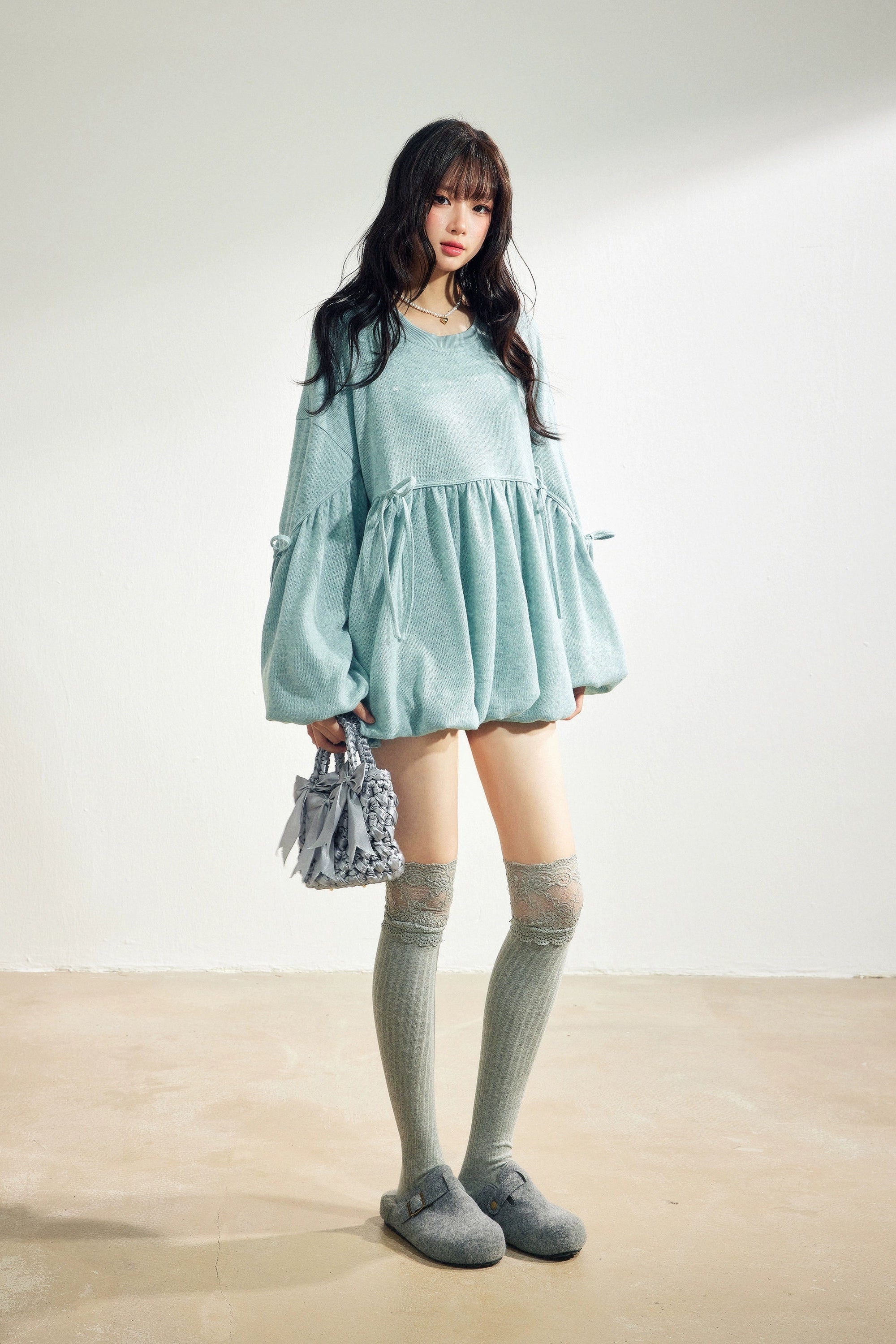 balloon hem sweat one-piece DL1447