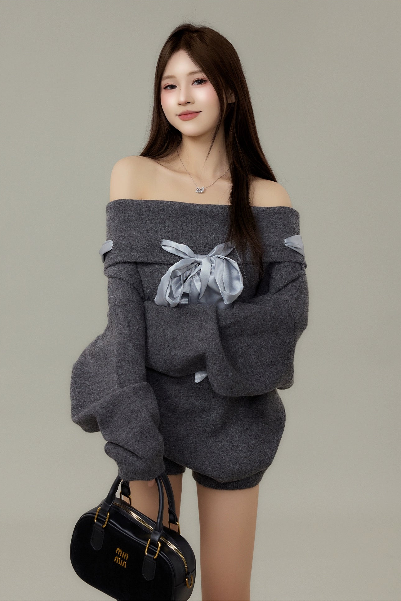 satin ribbon off-shoulder knit set DL1489