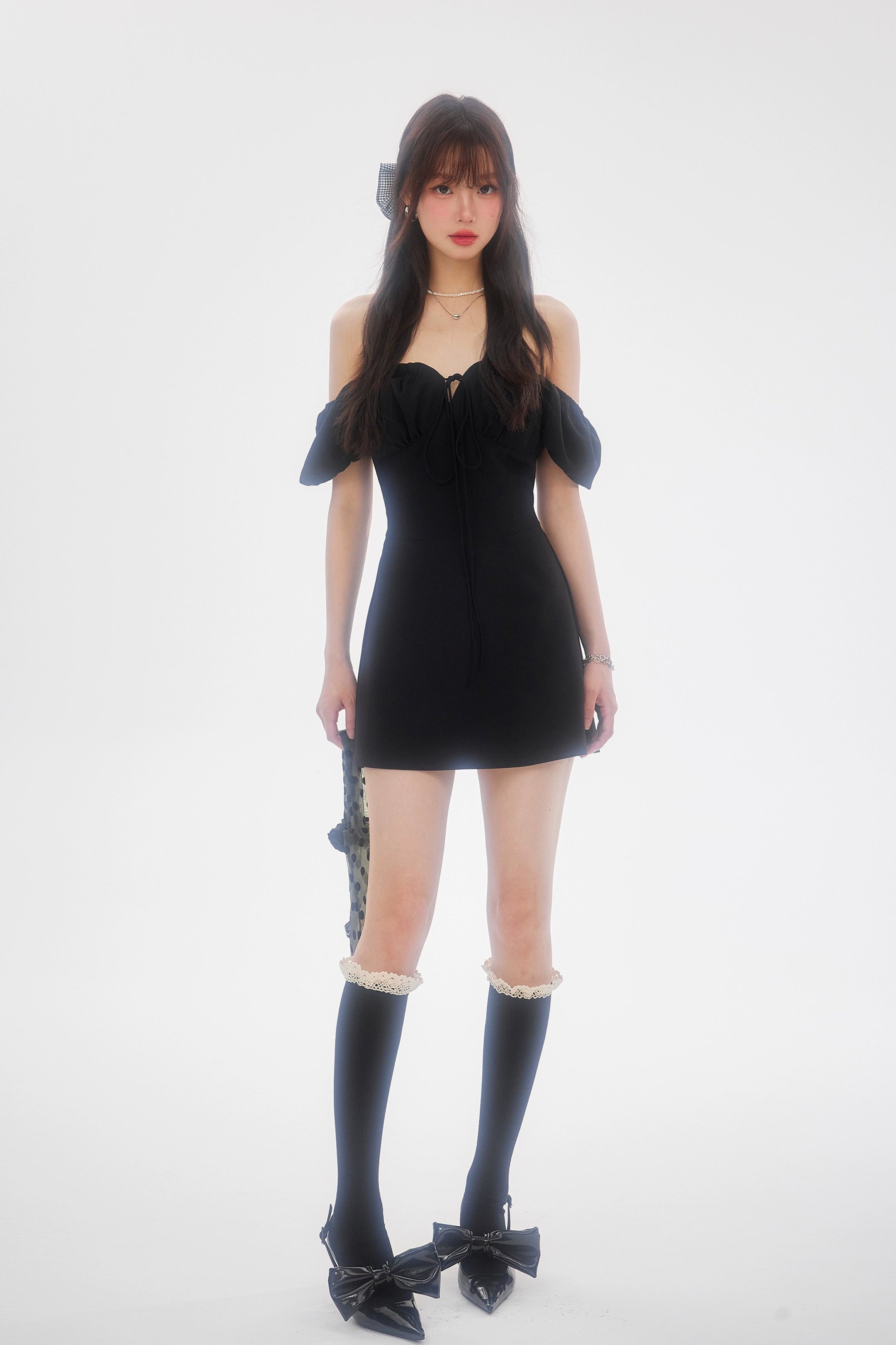 black puff sleeve one-piece DL1410