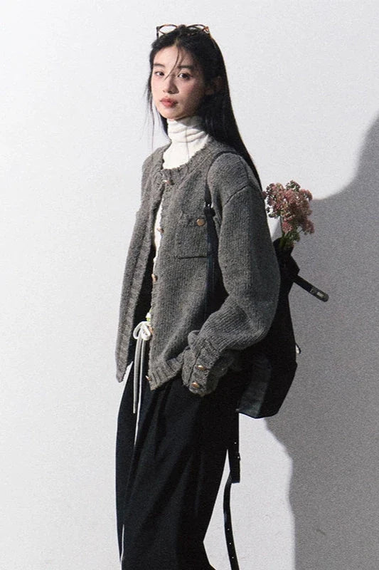 round gray Knit cardigan DL10034